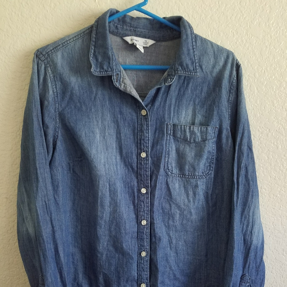 Old Navy Denim button Up
